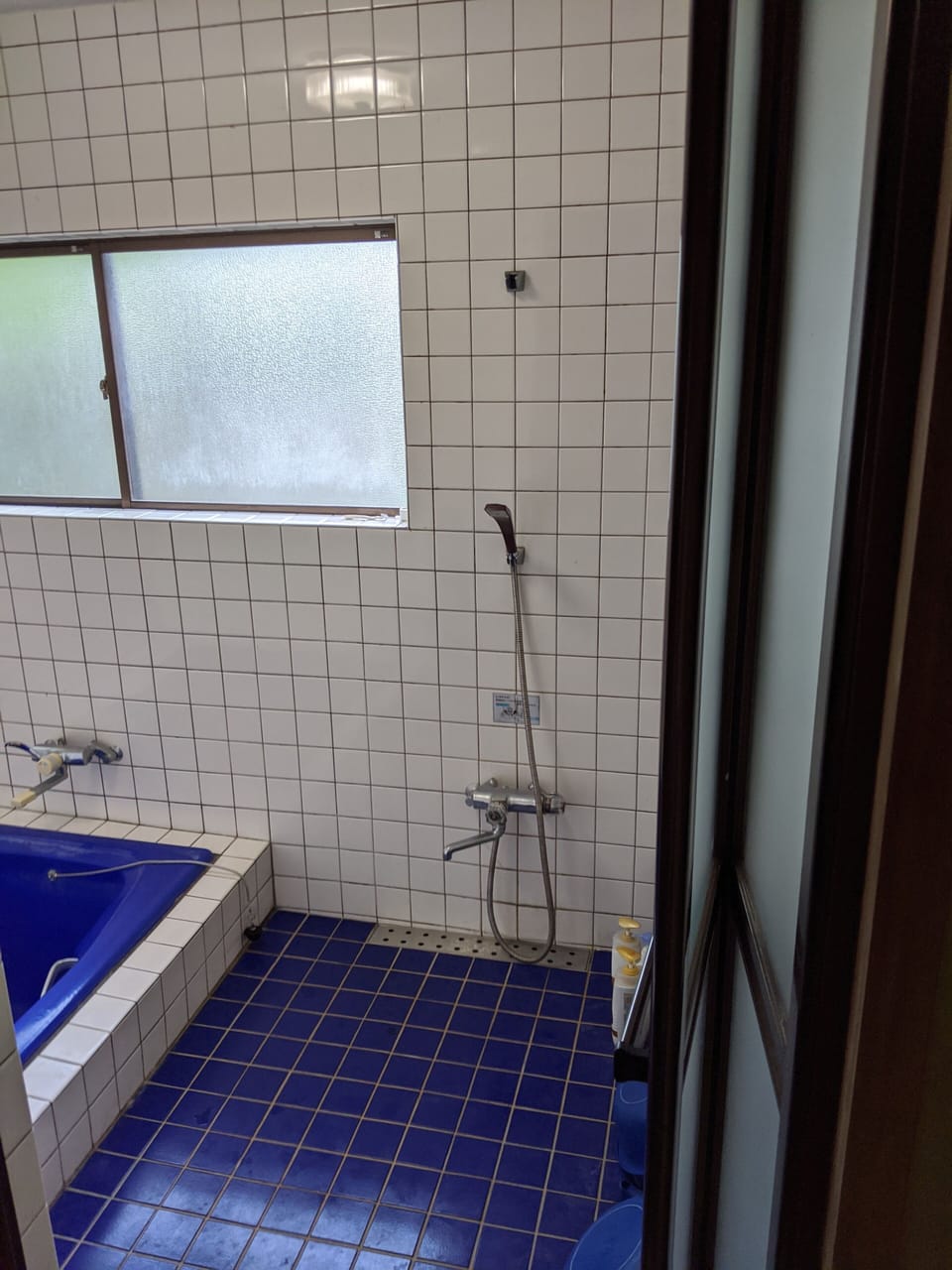 Bathroom shower
