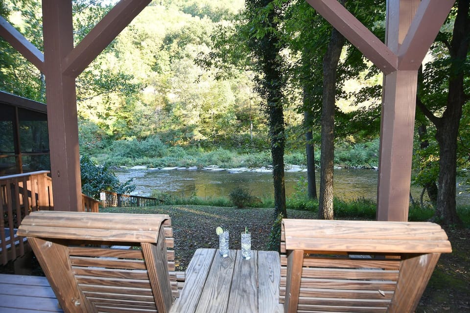 House, Multiple Beds (River Time Cabin -Time floats away!) | Property grounds
