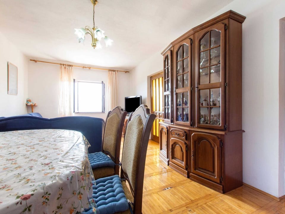 Apartment | 3 bedrooms, bed sheets