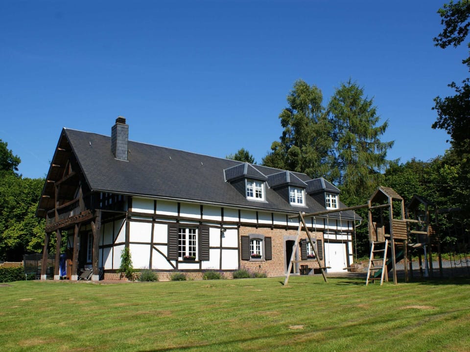 House | Exterior