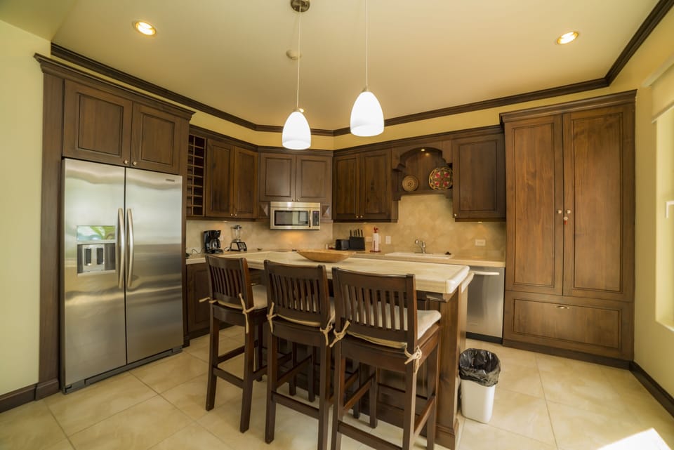 Apartment | Private kitchen | Coffee/tea maker, fridge, microwave, oven