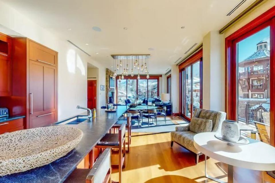Condo (Vail Solaris 3 Bedroom) | Private kitchen