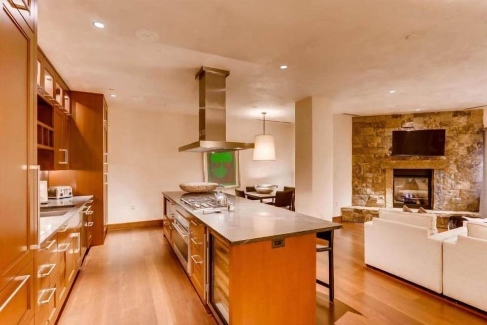 Condo (Vail Solaris Studio Den) | Private kitchen
