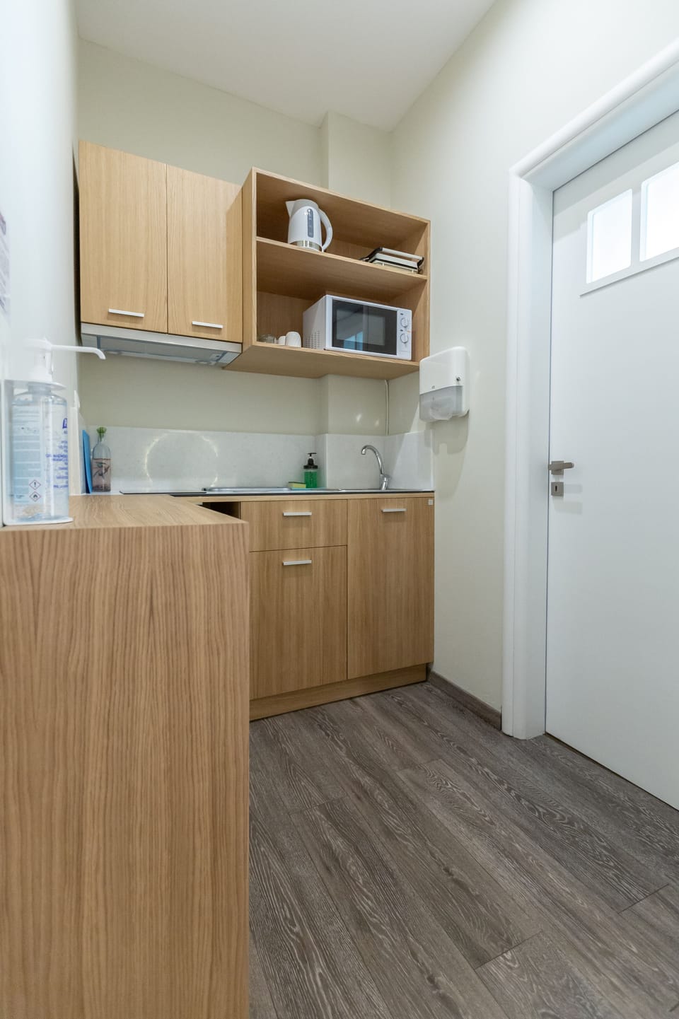 Superior Double Room, Sea View (G6) | Private kitchen | Mini-fridge, coffee/tea maker, electric kettle
