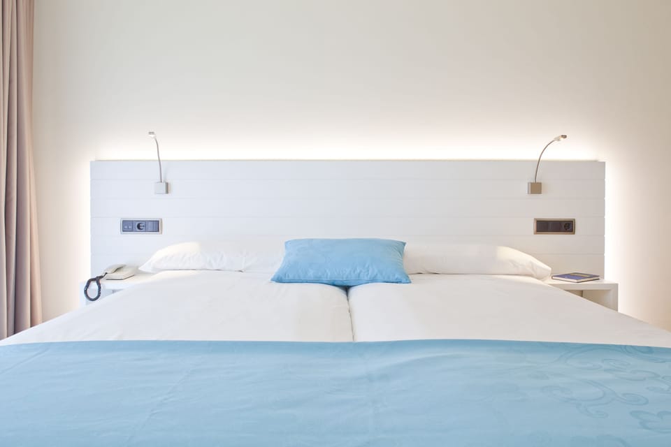Premium Room (Jacuzzi) | Minibar, in-room safe, individually furnished, desk