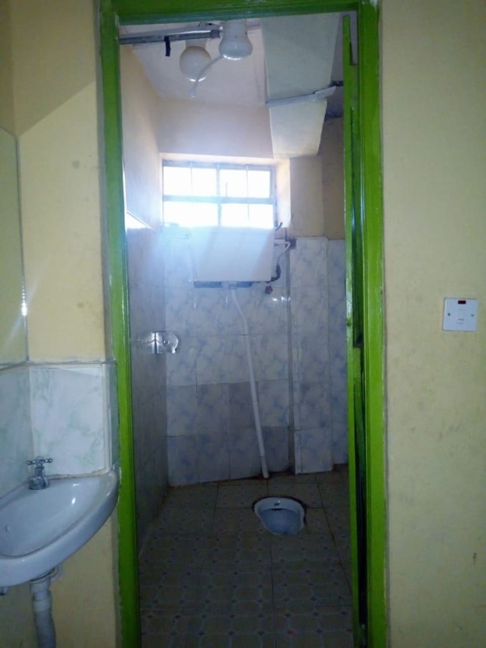Double Room | Bathroom | Shower, towels, soap, toilet paper