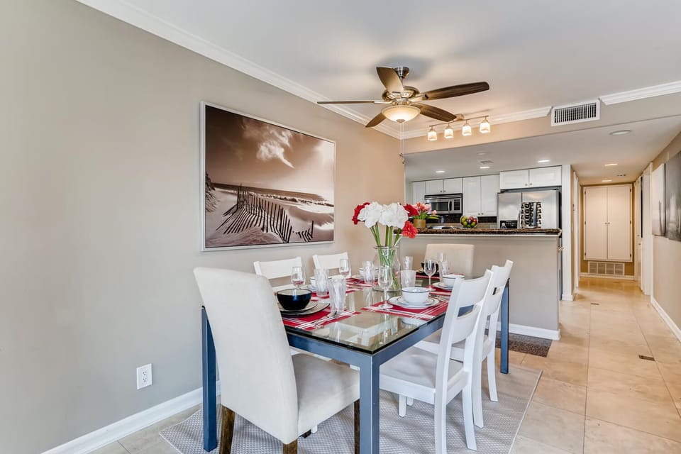 Villa, 3 Bedrooms | Dining