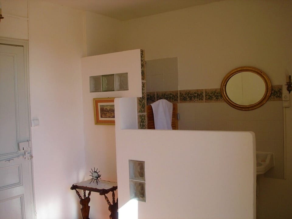 Suite, Non Smoking (Camargue) | Bathroom | Hair dryer, towels, soap, shampoo