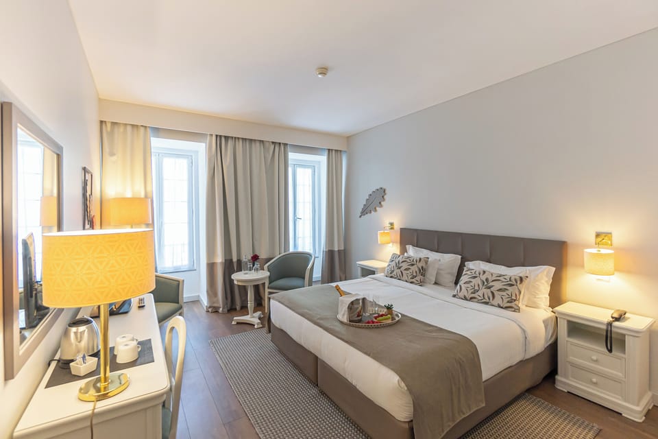 Double Room | In-room safe, blackout drapes, soundproofing, free WiFi