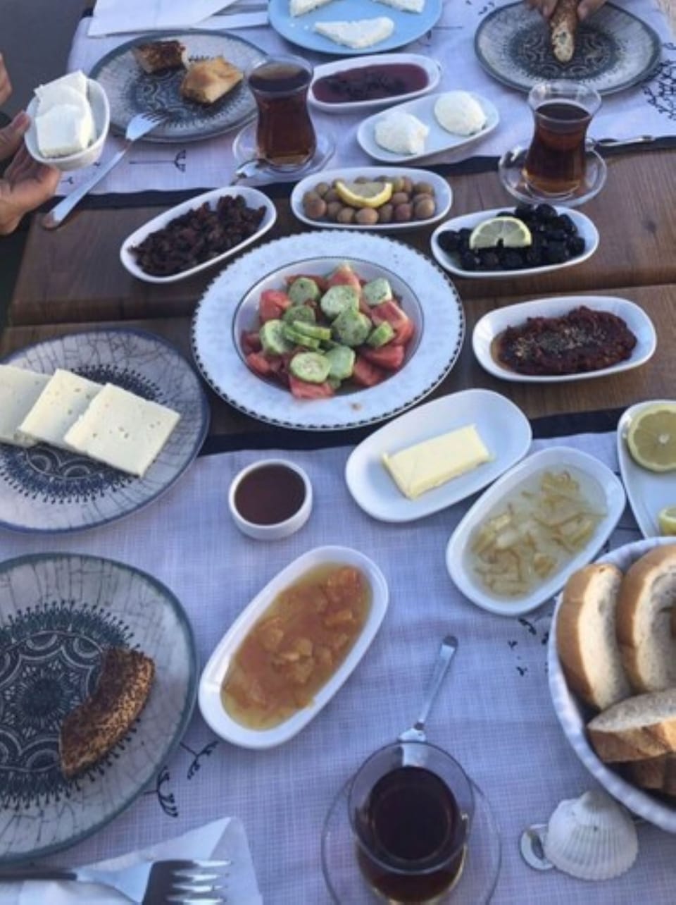 Free daily full breakfast