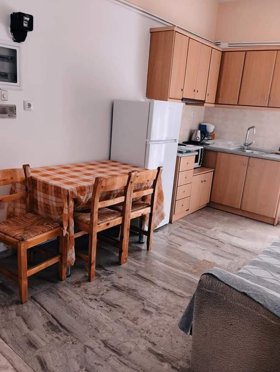 Apartment, 1 Bedroom, Mountain View | In-room dining