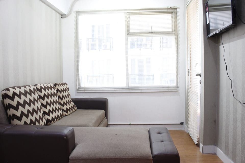 Room | Living room | TV