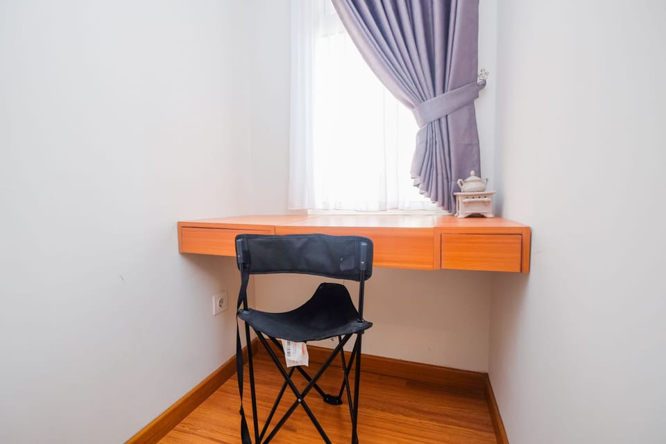 Room | In-room dining