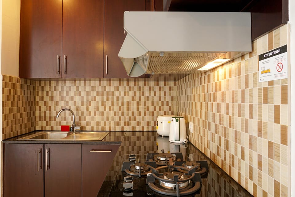 Fridge, stovetop, cookware/dishes/utensils