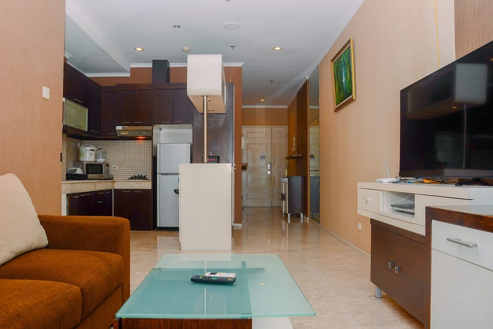 Standard Apartment | Private kitchen | Fridge, microwave, stovetop, rice cooker