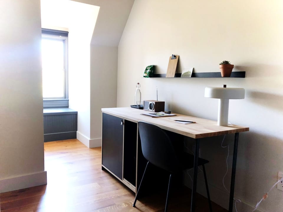 ACORN | Premium bedding, memory foam beds, desk, laptop workspace
