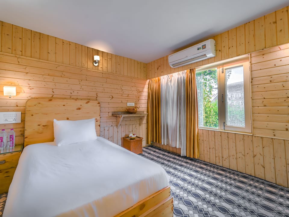 Deluxe Room, 2 Double Beds | In-room safe, desk, soundproofing, iron/ironing board
