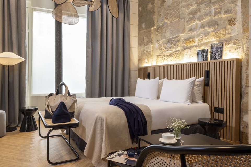 Junior Suite | Premium bedding, minibar, in-room safe, individually decorated