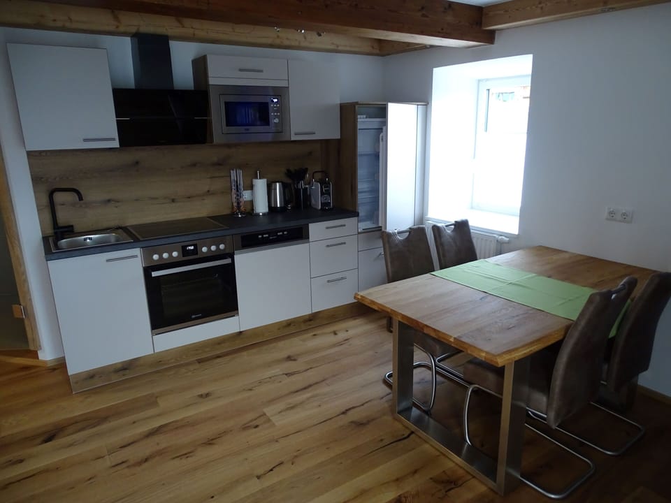 Deluxe Apartment | Private kitchen