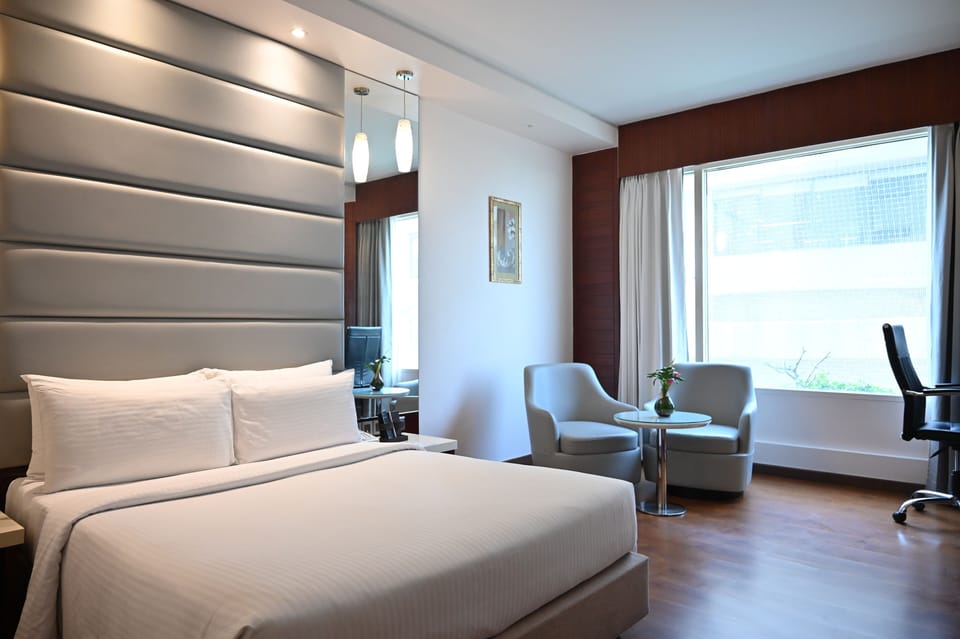 Superior Double or Twin Room | Egyptian cotton sheets, premium bedding, Select Comfort beds, minibar