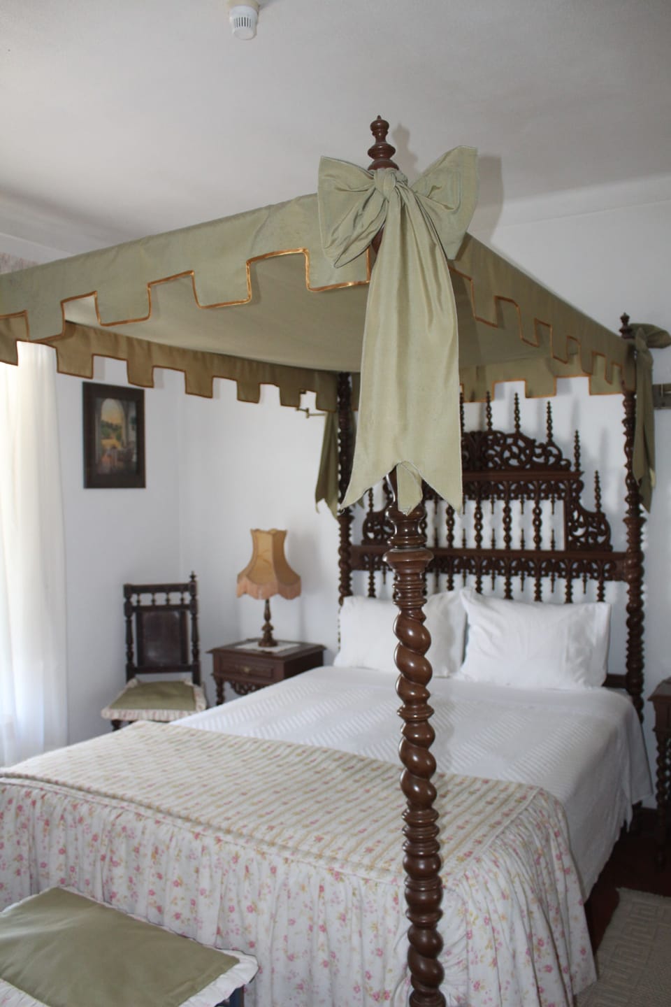 Standard Double Room, Private Bathroom | Individually decorated, individually furnished, desk, soundproofing