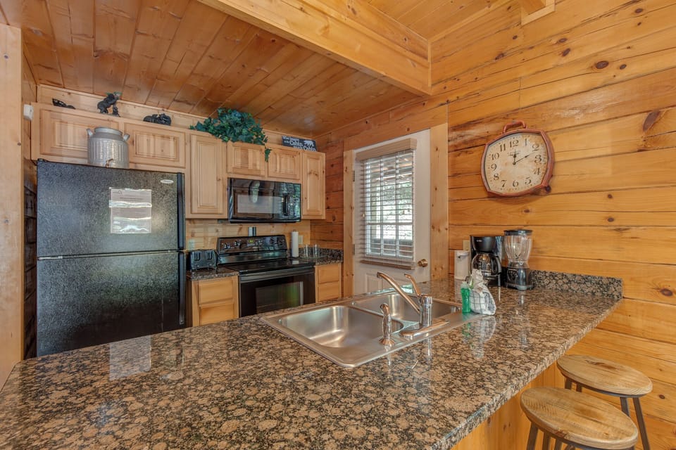 Studio (2 Bedrooms) | Property amenity