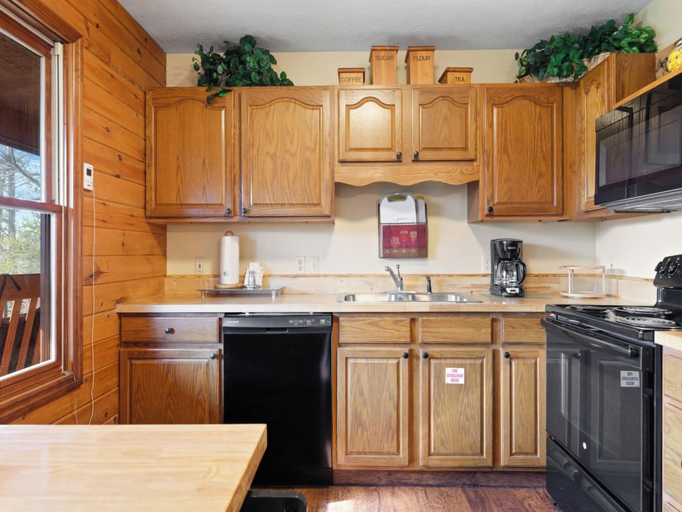 Studio (2 Bedrooms) | Property amenity
