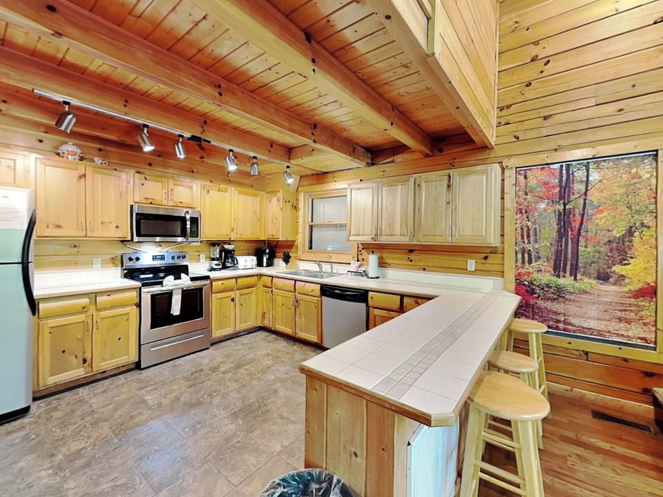 Studio (3 Bedrooms) | Property amenity