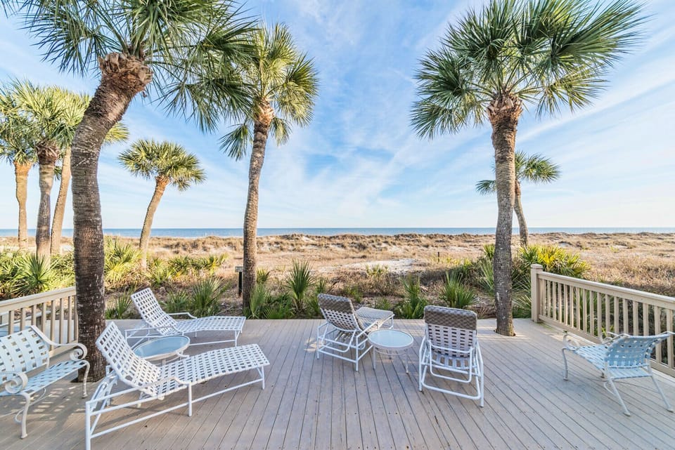 Condo (2 Bedrooms) | Property amenity