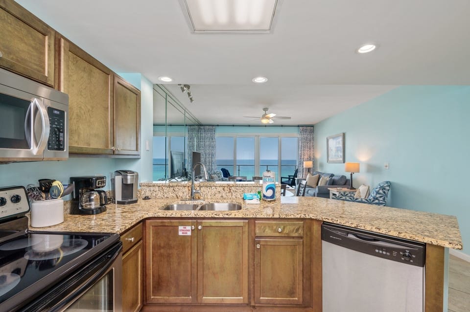 Condo, 2 Bedrooms | Private kitchen | Coffee/tea maker, fridge, oven, toaster