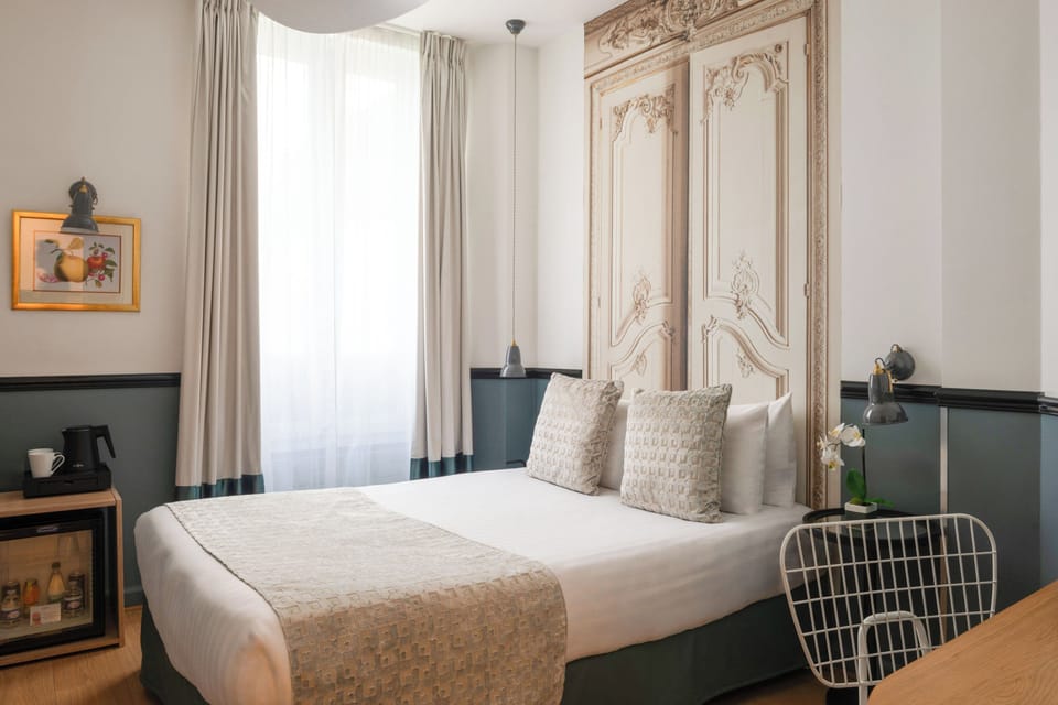 Family Room ( 2 Rooms) - Complimentary soft minibar,courtesy tray, Chromecast and digital press | Premium bedding, minibar, in-room safe, desk