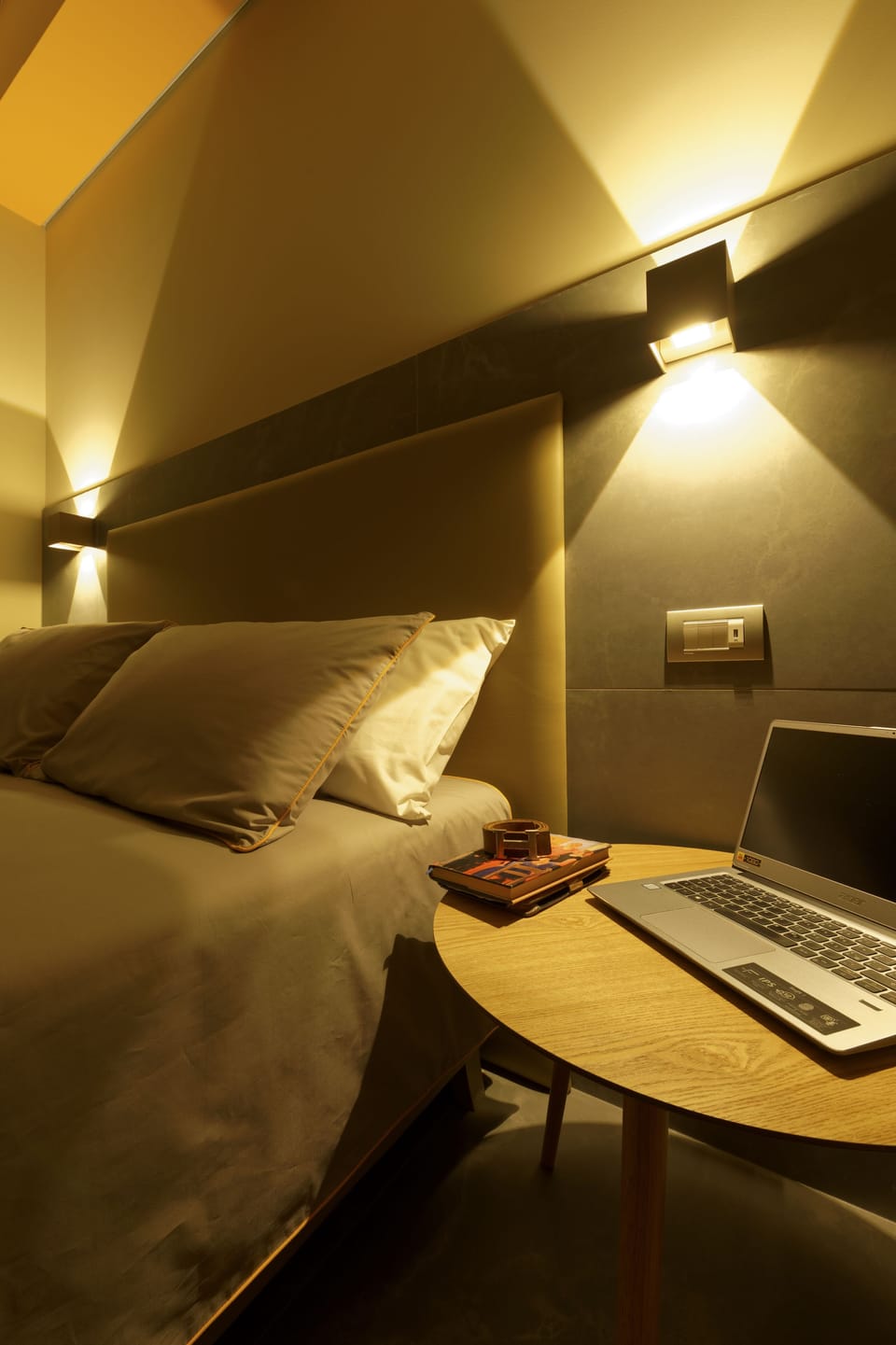 Comfort Room (CAMERA 2 GR) | Soundproofing, WiFi (free), bed sheets