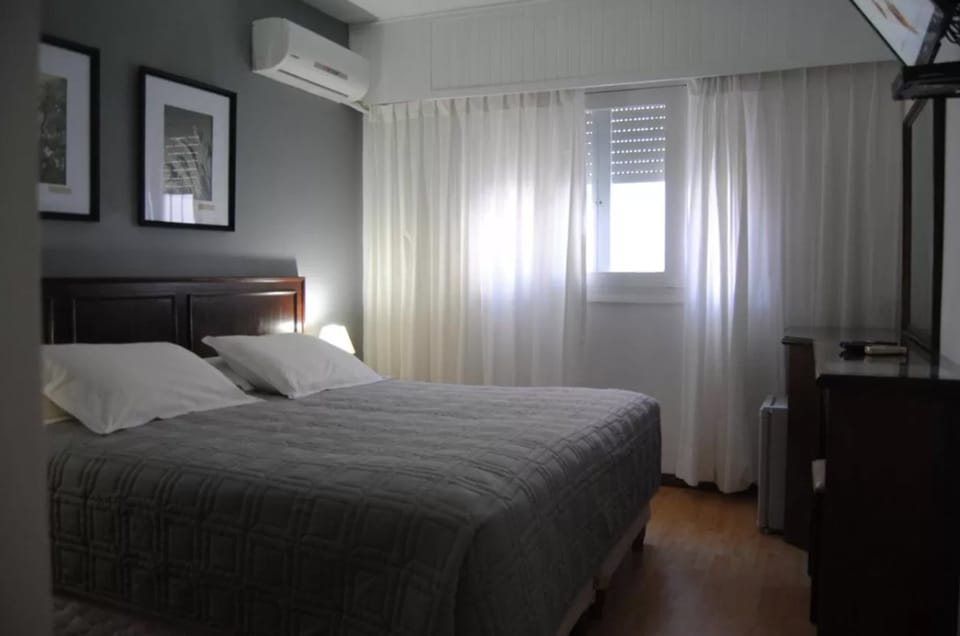 Standard Room | In-room safe, blackout drapes, WiFi (free), individually decorated