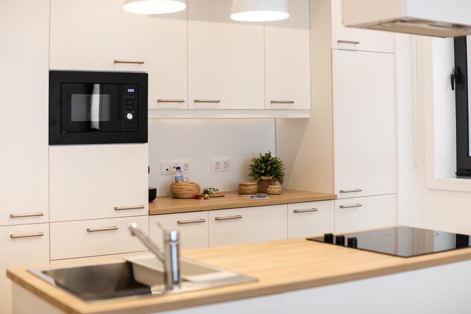Fridge, microwave, espresso maker, electric kettle