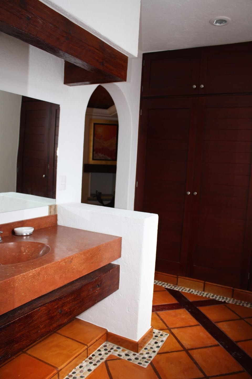 Bathroom sink