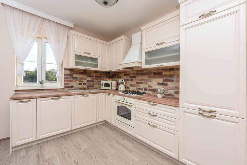 Villa, 3 Bedrooms, Smoking, Private Pool | Private kitchen | Microwave, dishwasher