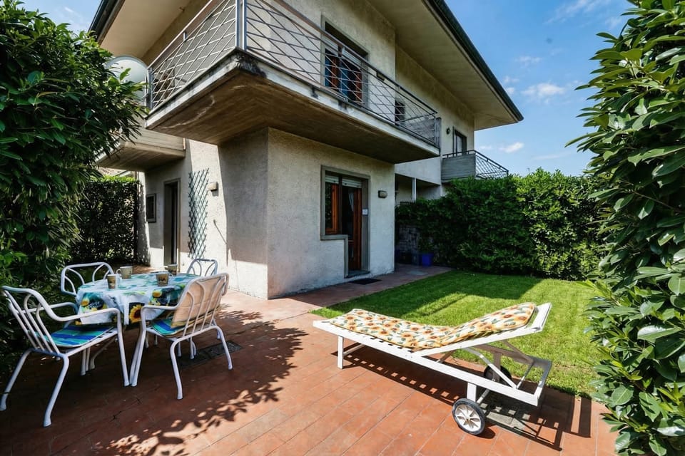 Family Apartment, 3 Bedrooms, Terrace (La Chimera 700m from sea) | Outdoor dining