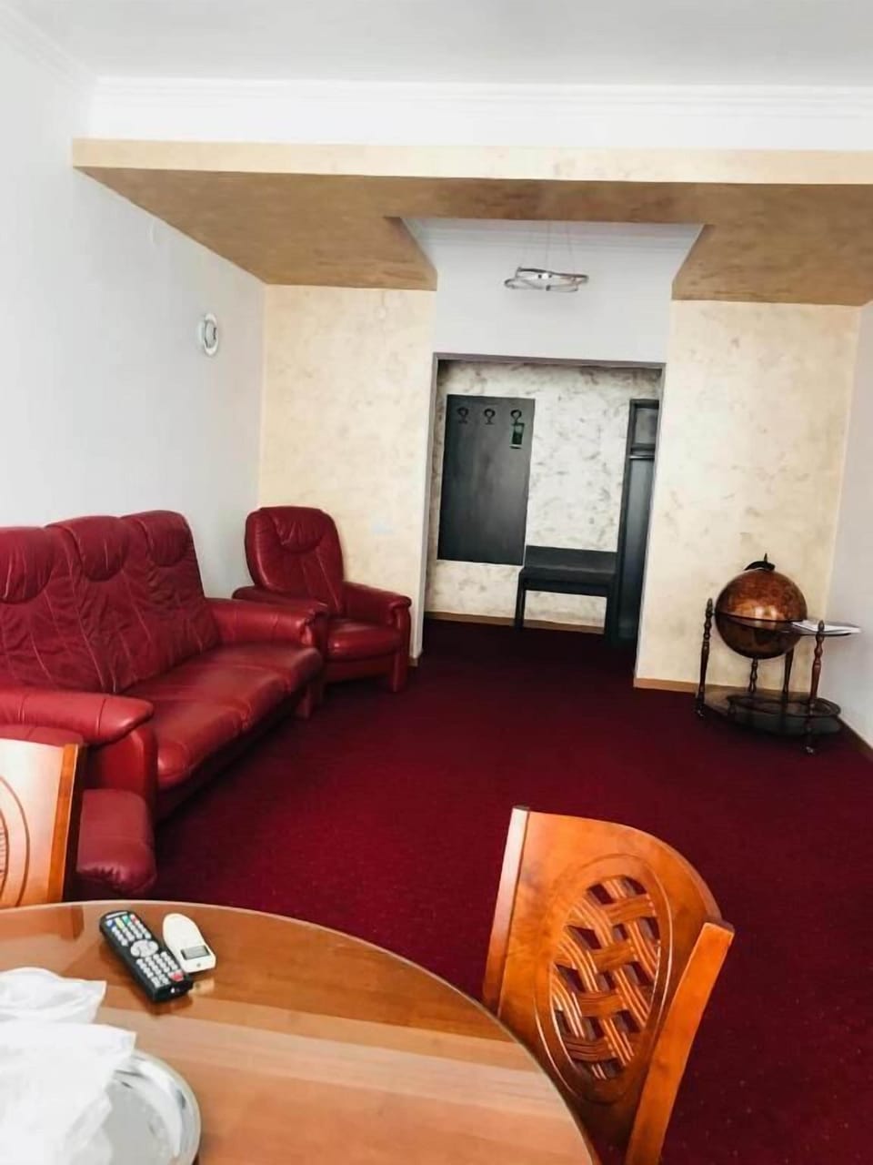 Presidential Suite, City View | Desk, laptop workspace, free WiFi, bed sheets