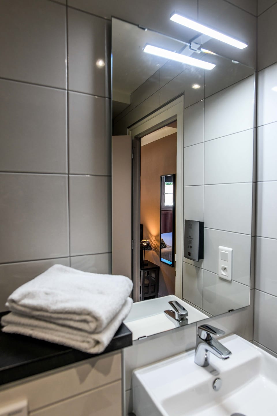 Free toiletries, towels