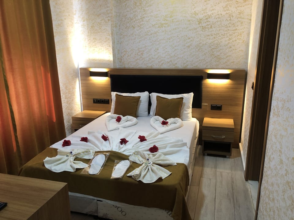 Minibar, desk, laptop workspace, soundproofing