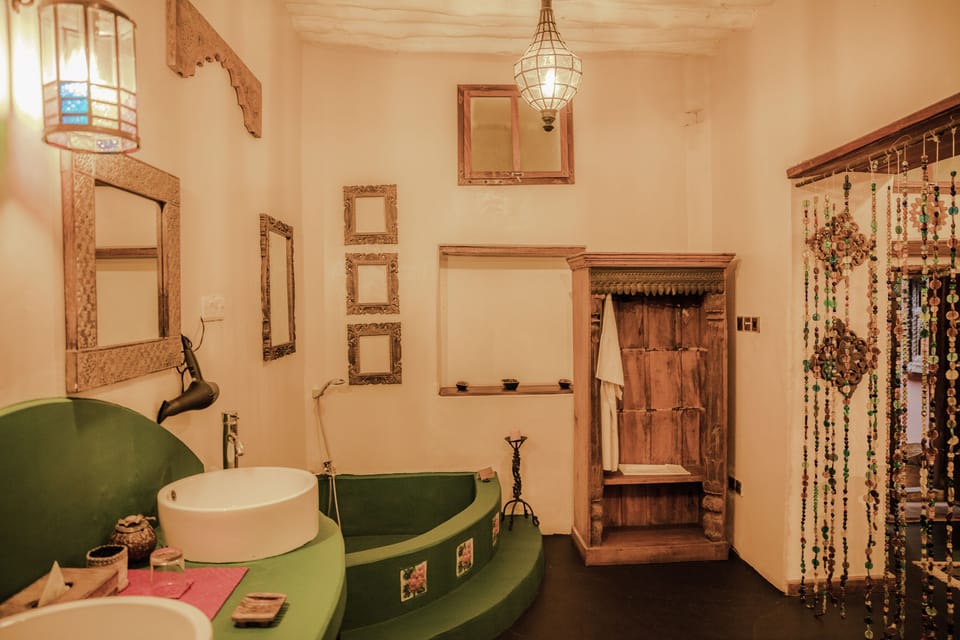Signature Suite | Bathroom | Shower, designer toiletries, bathrobes, bidet