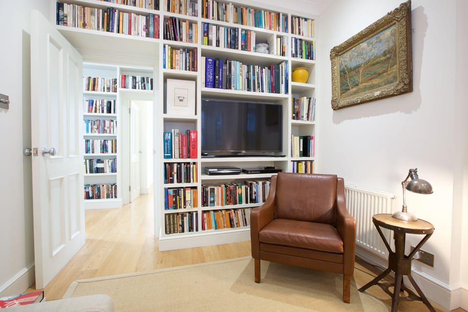 Apartment (2 Bedrooms) | Living area | Flat-screen TV