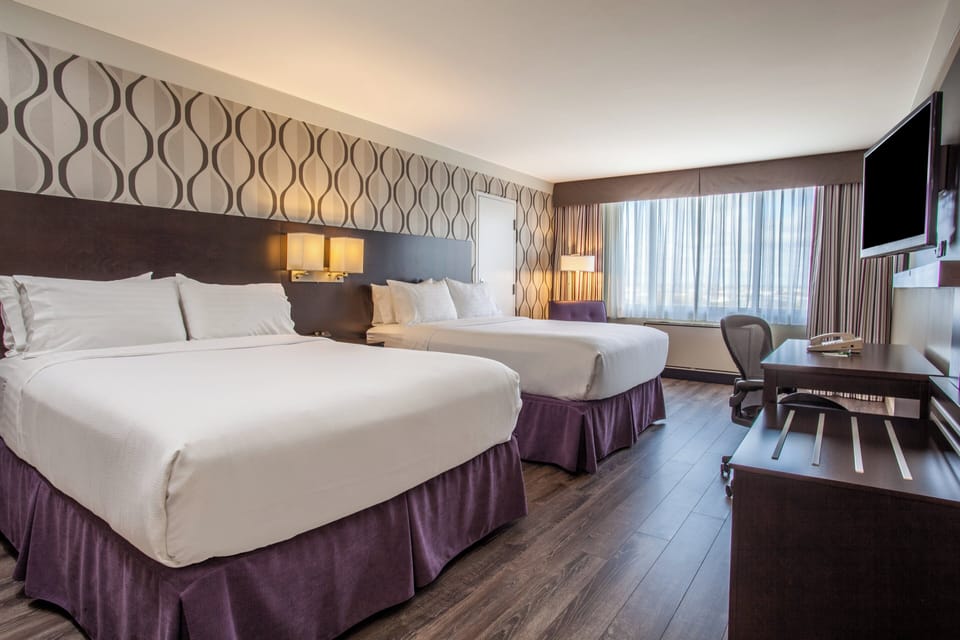 Premium bedding, pillowtop beds, in-room safe, desk
