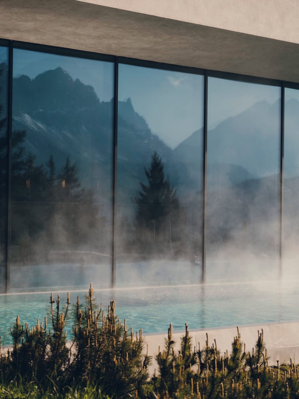 Exercise/lap pool