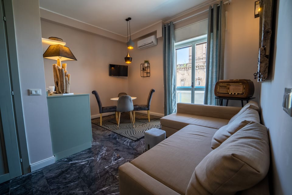 Apartment, Ensuite, Sea View | Restaurant