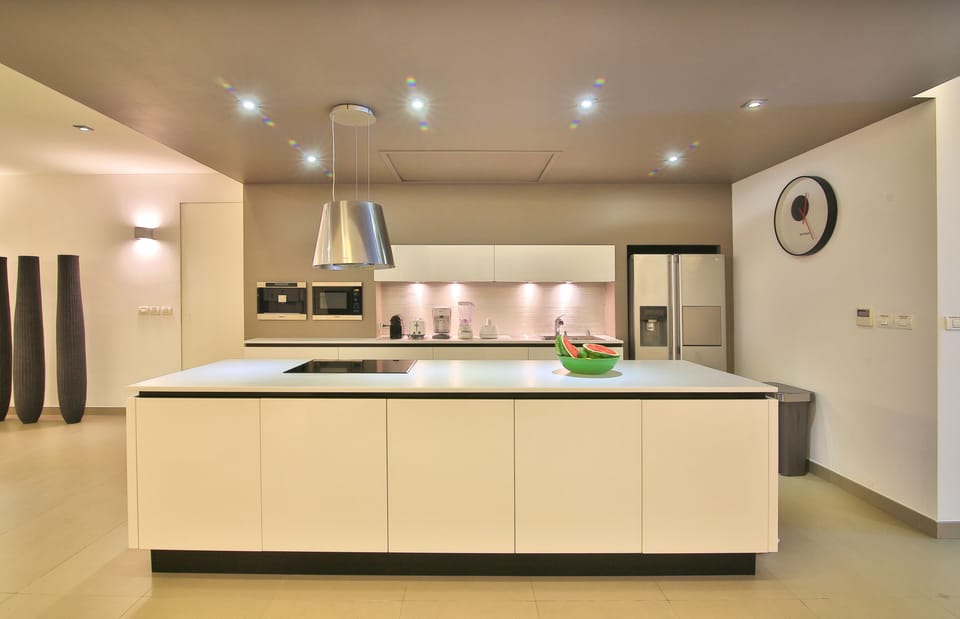 Luxury Condo, 3 Bedrooms | Private kitchen | Coffee/tea maker, full-size fridge, microwave, oven