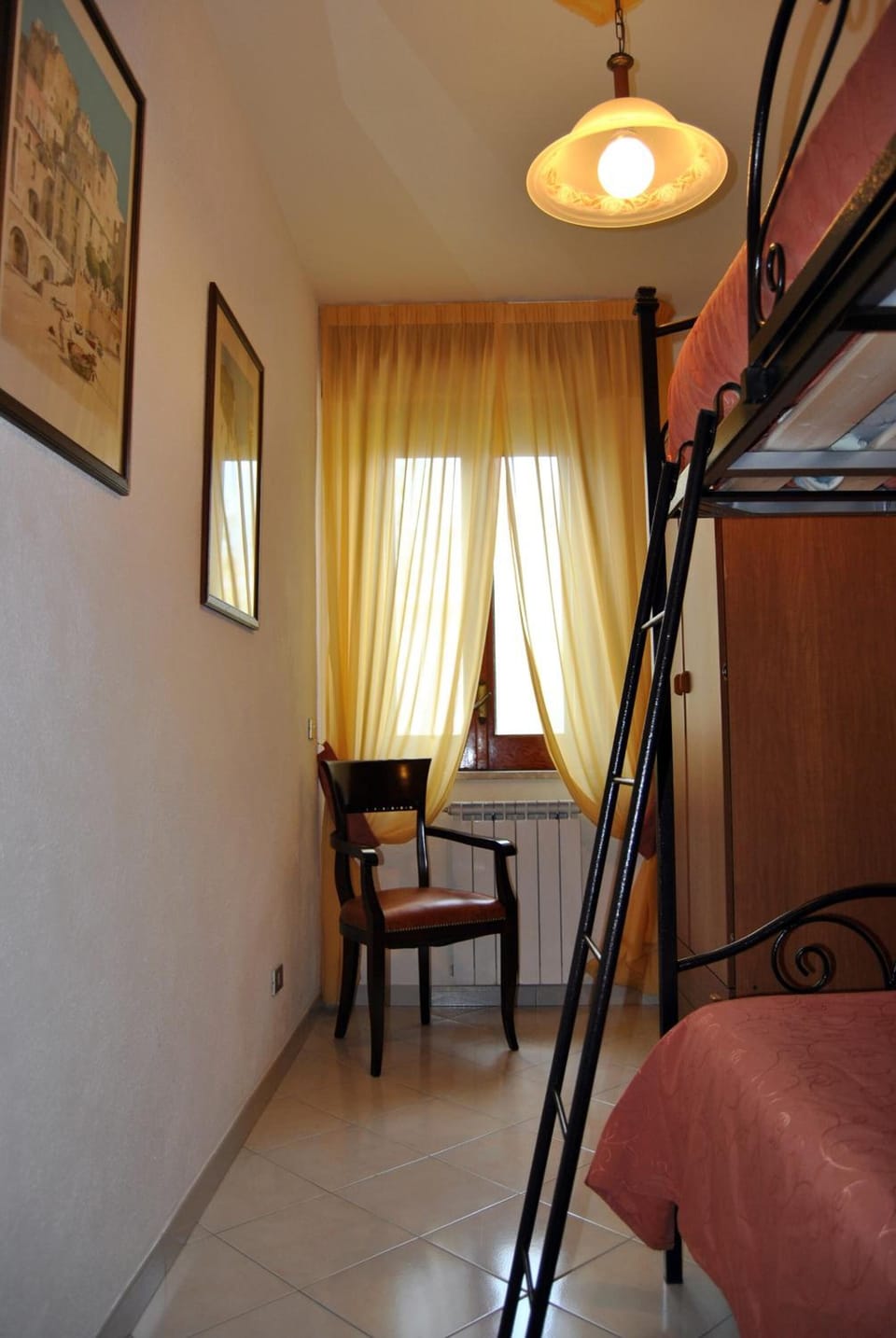 Down comforters, minibar, desk, cribs (surcharge)