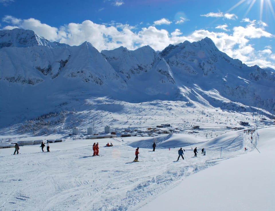Snow and ski sports
