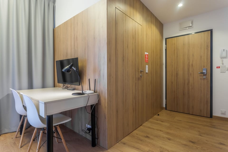 RentPlanet - Apartamenty Wolska Bed and Breakfast in Warsaw
