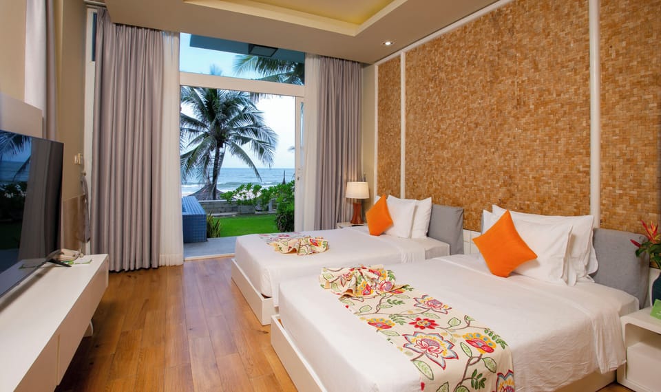 Villa Ocean Front 03 bedrooms | Minibar, in-room safe, laptop workspace, free WiFi